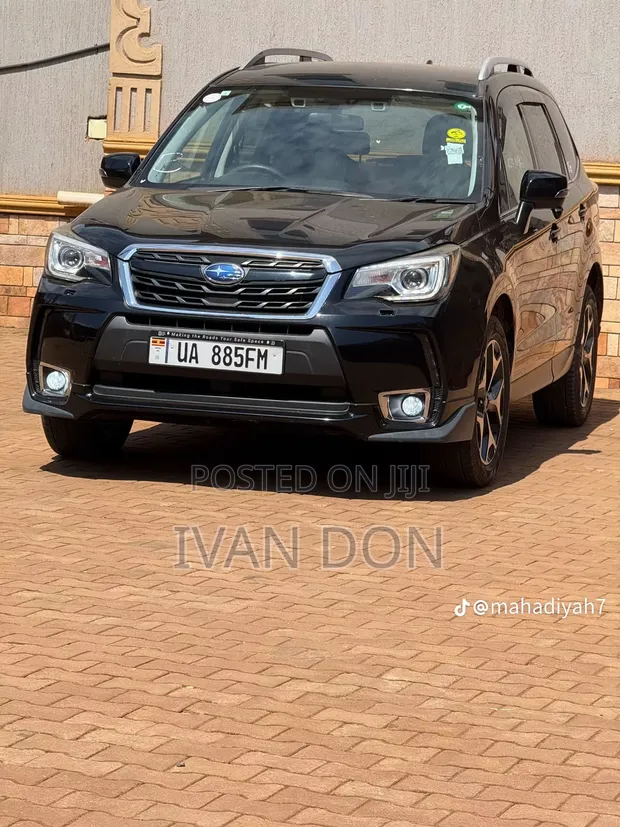 Subaru Forester 2.0XT Premium AWD 2017 Black - 1