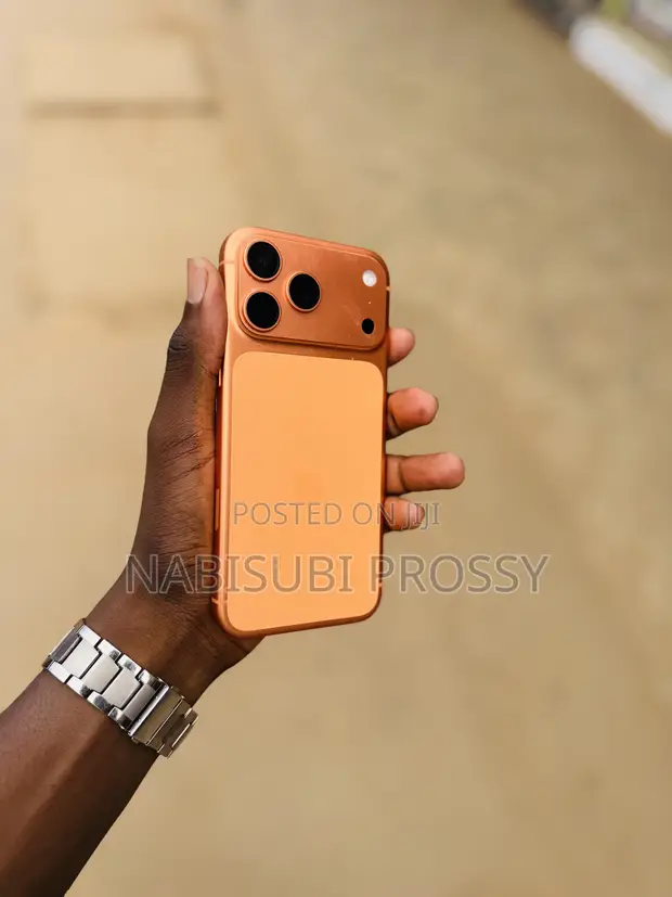 Apple iPhone 17 Pro Max 512GB Orange - 1
