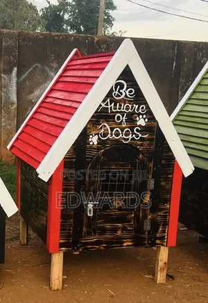 Brand New Red Dog Kennels