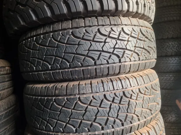 265/65R17 Pirelli Tires for Toyota Land Cruiser Prado - 1