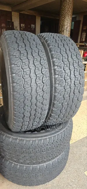 275/70R16 Dunlop Used Tyres for Land Cruiser