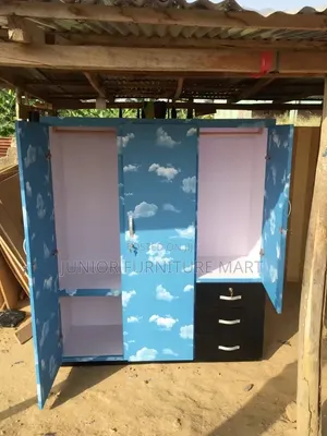 Modern 3-Door Wardrobe