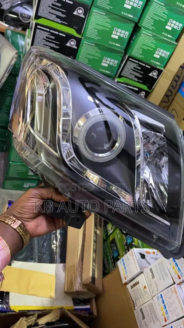 Hilux Vigo Aftermarket Headlights - 1