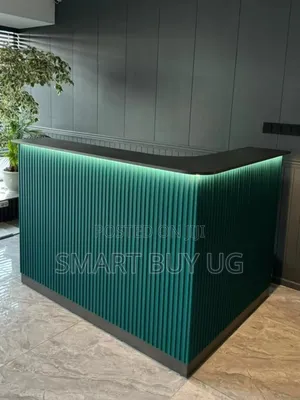 Brand New L-Shape Executive Reception Desk - Black & Green