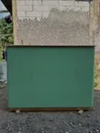 Modern White Reception Desk 1.6m with Green Accents - 1