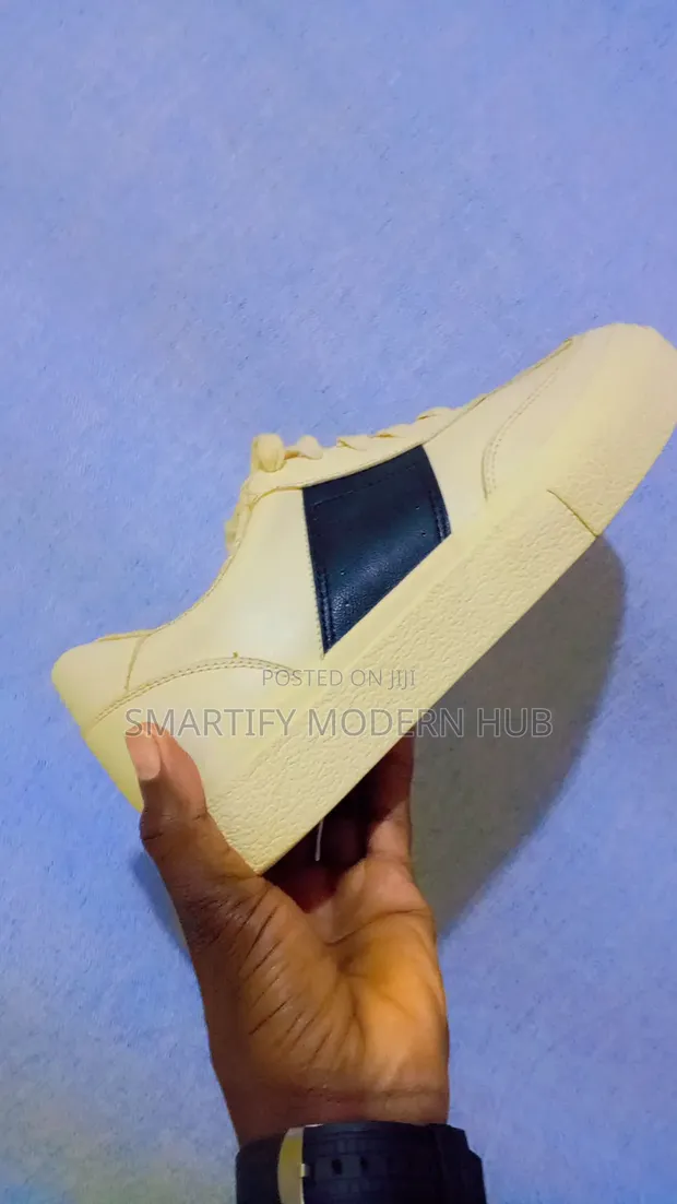 Clavis Fashion Hub Cream Low-Top Casual Sneakers - 1