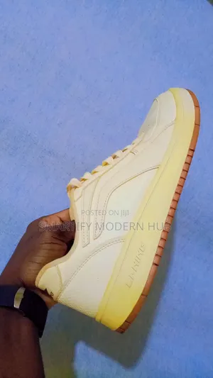 Cream Mid-Top Sneakers - Li-Ning