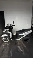 Yamaha Tricity 125 Scooter 2015 - 4