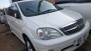 Toyota Nadia 2003 White