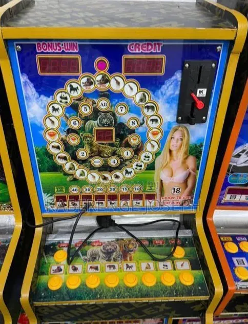 Coin Operated Gambling Machine - 1