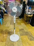 MeWe 16-Inch Stand Fan - 3-Speed Electric Pedestal Fan (White) - 1