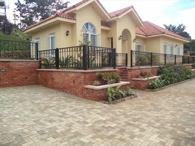 Furnished 3 Bedroom Apartment for Rent in Renewills Real, Ssisa - 1