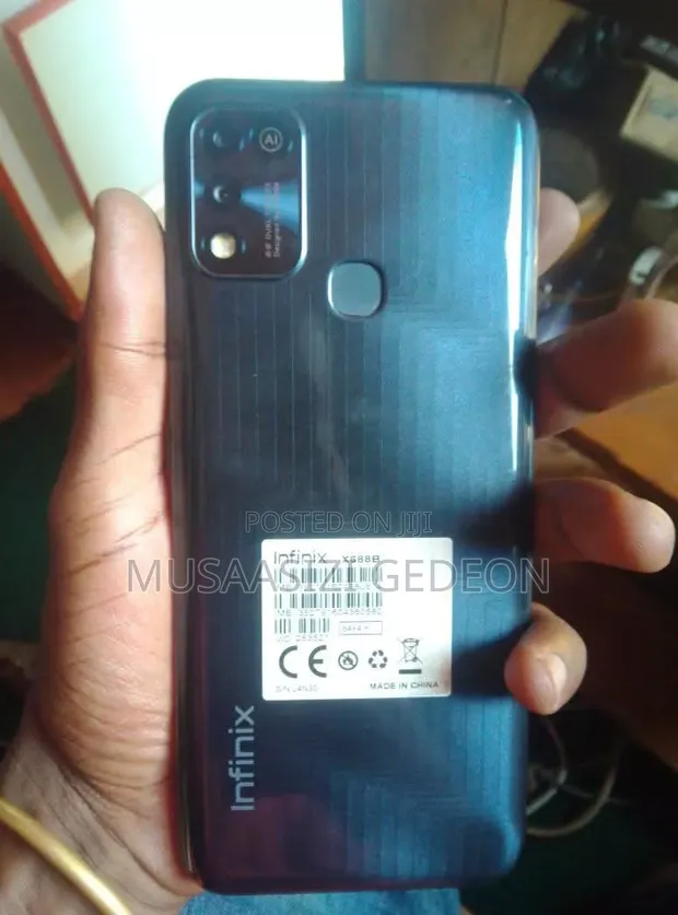 Infinix Hot 11 Play 64GB Black - 1