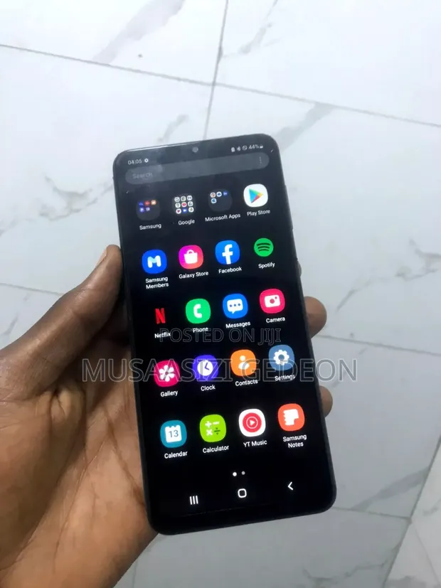 Samsung Galaxy A12 (India) 64GB Blue - 1