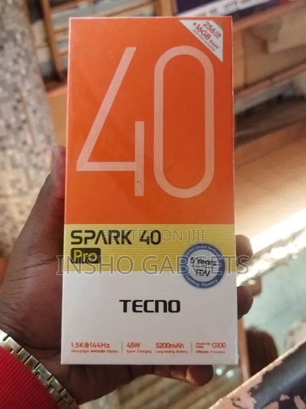 New Tecno Spark 40 Pro 128GB Silver - 1