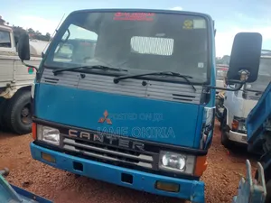 Mitsubishi Canter 2 Ton Dump Truck