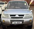 Mitsubishi Pajero Super Exceed 2006 Silver - 4