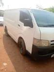 Toyota HiAce 2015 White - 3