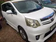 Toyota Noah 2.0 143hp FWD (7 Seater) 2010 White - 4