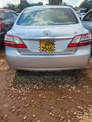 Toyota Premio 2010 Silver