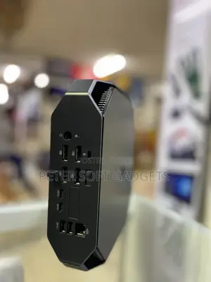 HP Z2 G4 Mini Workstation: Intel Core i7, 8GB RAM, 256GB SSD