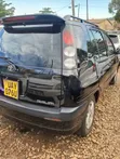 Toyota Raum 2000 Black - 2