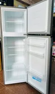Hisense 200L Top Freezer Refrigerator - 2