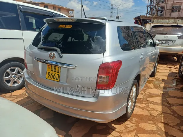 Toyota Corolla Fielder 1.5 Petrol 2008 Silver - 1