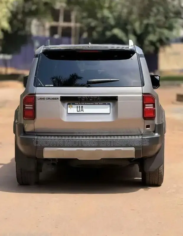 Toyota Land Cruiser LC250 2024 Gray - 1