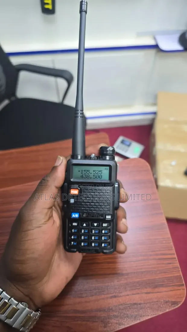 Pair of Baofeng UV-5R Walkie Talkies | VHF/UHF Dual Band - 1