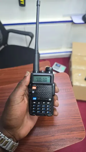 Pair of Baofeng UV-5R Walkie Talkies | VHF/UHF Dual Band