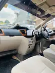 Toyota Noah 2005 White - 5