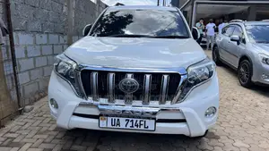 Toyota Land Cruiser Prado 2015 White