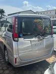 Toyota Noah 2.0 AWD (8 Seater) 2016 Gray - 1