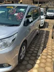Toyota Noah 2.0 AWD (8 Seater) 2016 Gray - 2