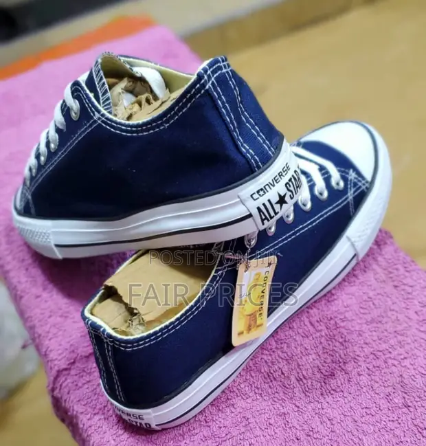Black Converse Allstar Sneakers - 1