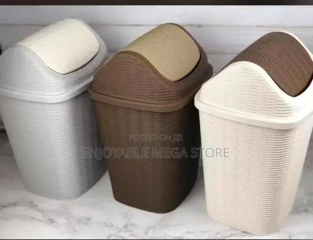 1pc Plastic Dust Bin for Home, Office, Hotels - 1