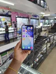 Apple iPhone 11 Pro Max 64GB Gold - 1