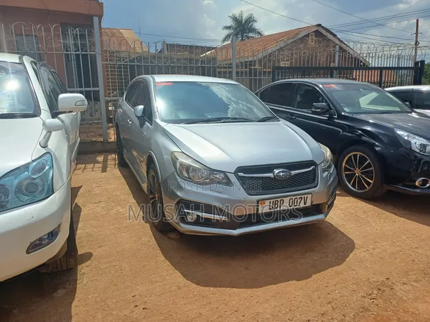Subaru Impreza 2015 Silver - 1