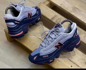 New Balance 1000 Sneakers