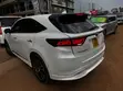 Toyota Harrier 2.0 4WD 2016 White - 4