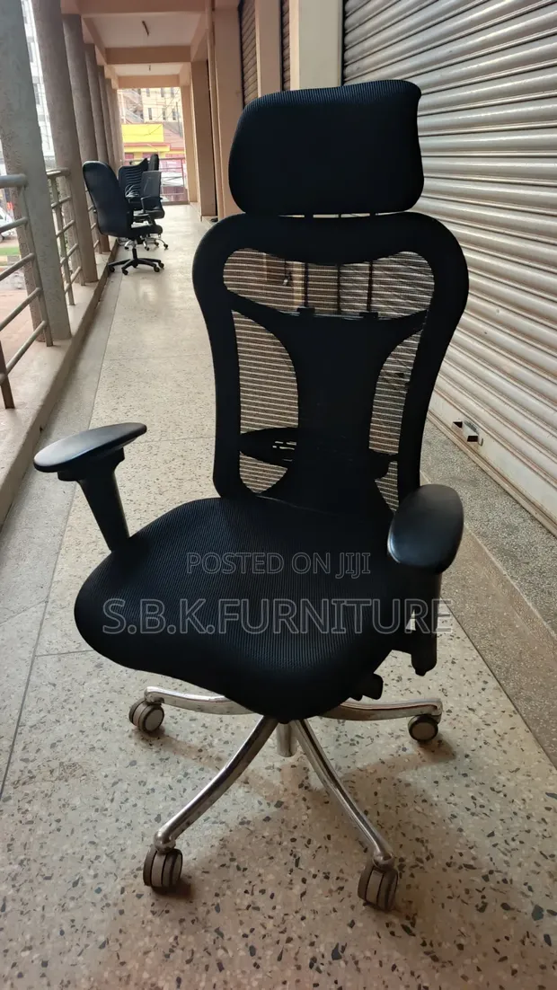 World Industries Executive Office Chair - 1