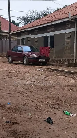 Toyota Corolla 1998 Maroon