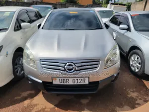 Nissan Dualis 2015 Silver