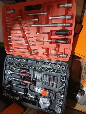 216-Piece Mechanic Tool and Socket Set