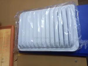 Toyota Air Cleaner for Premio and Ractis