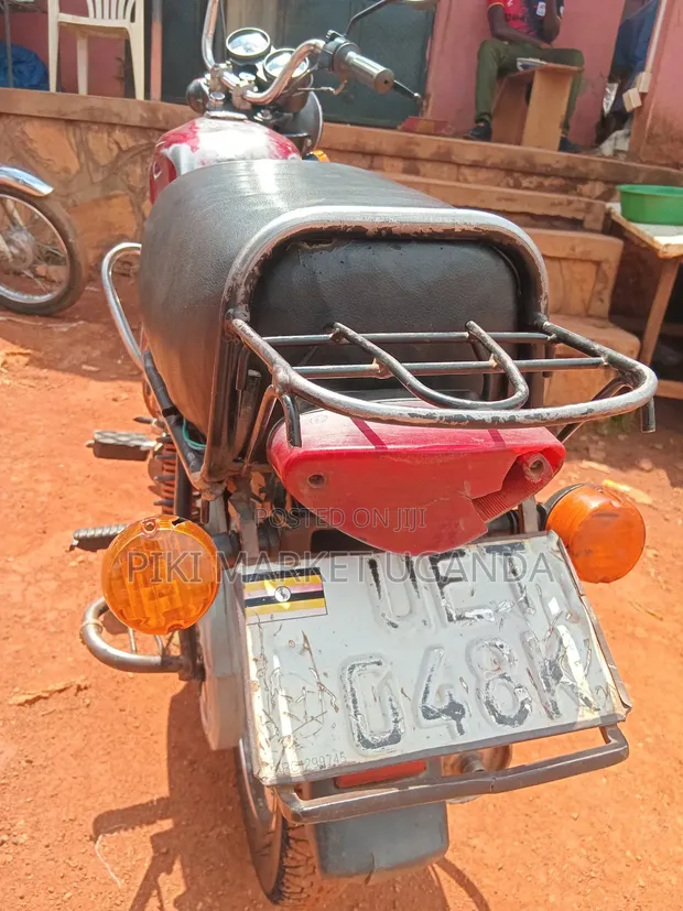 Bajaj Boxer 2014 Red - 1
