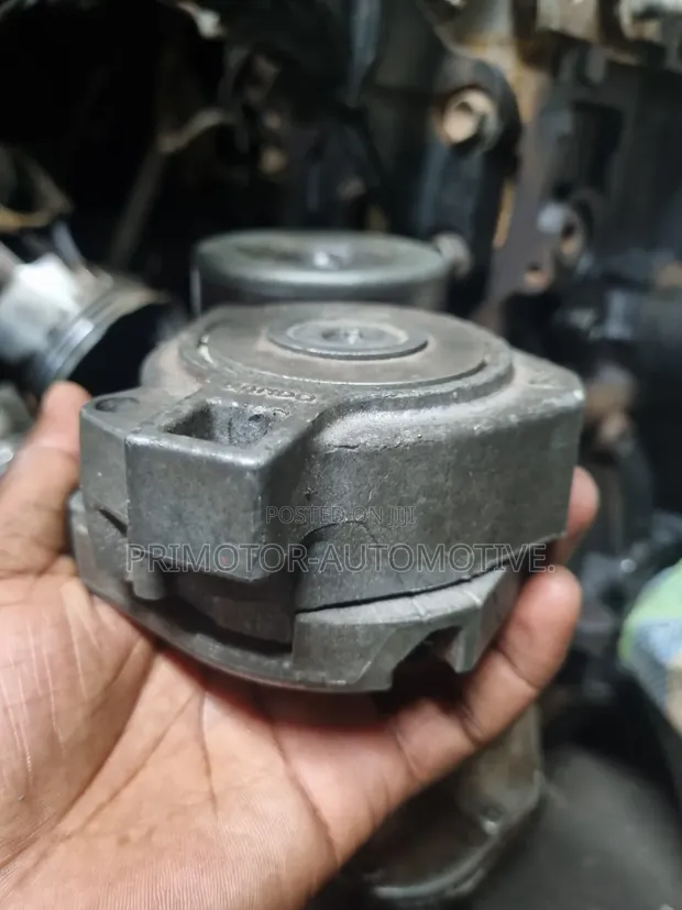 Belt Tensioner for Mitsubishi Pajero 6G74 - 1