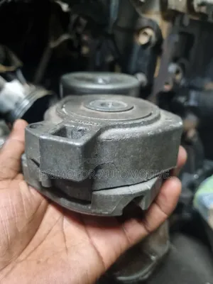 Belt Tensioner for Mitsubishi Pajero 6G74