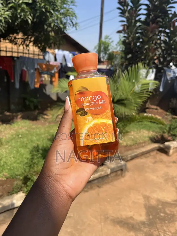 Dear Body Mango Flavor Shower Gel - 1